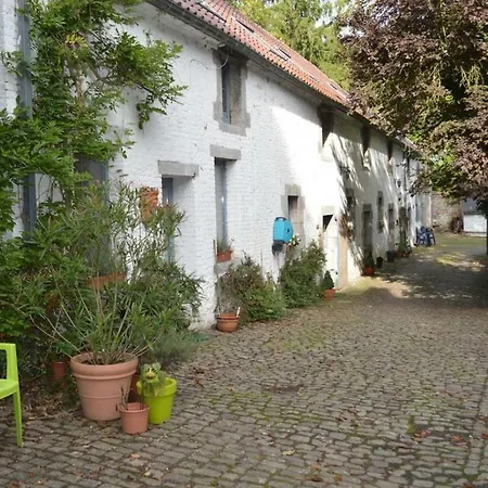 Prázdninový dům Le De La Gentilhommiere Du Chateau De Ragnies. Lyree