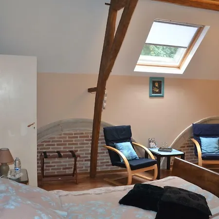 Le De La Gentilhommiere Du Chateau De Ragnies. Ferienhaus *